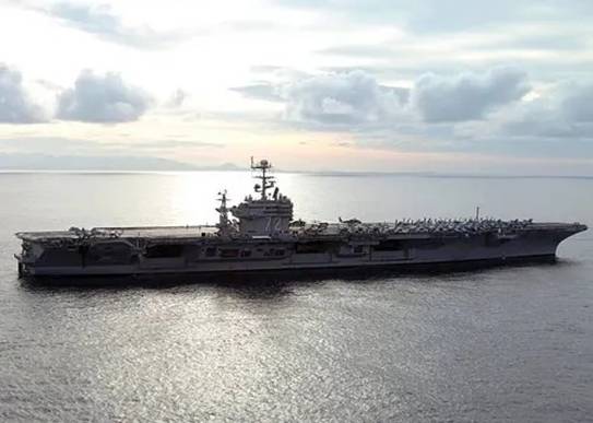 USSLincoln.jpg
